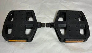 Specialized 895 Mountain Bike Cycling Platform Flat Pedals Left and Right Black - Picture 1 of 5