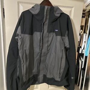 Patagonia Men's Weatherproof Full Zip Hooded Jacket Size X/Large Black/Grey