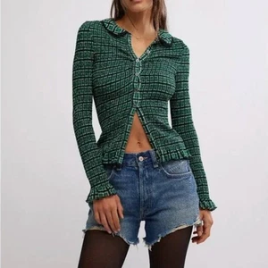 Neu mit Etikett Free People Caught a Feeling Cardi grün karierte Bluse Größe Medium - Bild 1 von 8