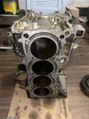 Bloque de motor Honda Accord Element 2003-2006 2,4 L K24A4 desnudo OEM con faja Foto 1 de 4