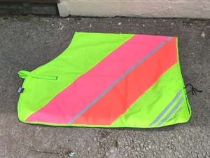 BNWT Hy Equestrian Reflector Hi Viz Quarter Exercise Sheet, Full *Free Postage* - Picture 1 of 2