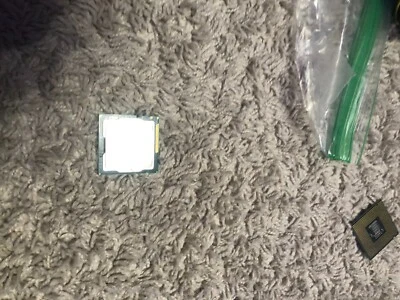 Procesador Intel Core i5-2400S 2,5 GHz cuatro núcleos (CM8062301091201) Foto 1 de 2