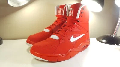 DS NIKE 2014 AIR COMMAND FORCE RETRO 684715 600 UNIVERSITY RED 9.5 VINTAGE MAX 1 - Image 1 of 4