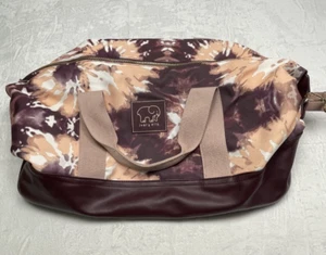 Ivory Ella Duffle Tote Bag Medium Sized Burgundy Tie Dye Pattern Shoulder Strap - Picture 1 of 18