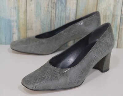 Женские туфли-лодочки на блочном каблуке 6,5 Stuart Weitzman текстуры металлик серый серебро - Изображение 1 из 4