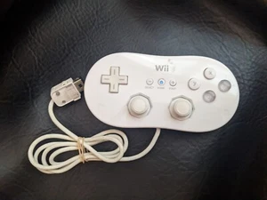 Nintendo Wii Pro Classic Controller RVL-005 White Genuine OEM Working - Picture 1 of 6