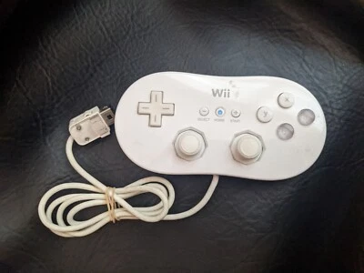 Nintendo Wii Pro Classic Controller RVL-005 White Genuine OEM Working - Image 1 of 4