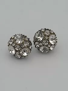 Sparkle Like CRAZY In These Rhinestone Studs!! - Picture 1 of 6