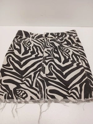Zara Denim Mini Skirt Animal Print with Stretch Frayed Hem Size XS W28 L15. - Image 1 of 4