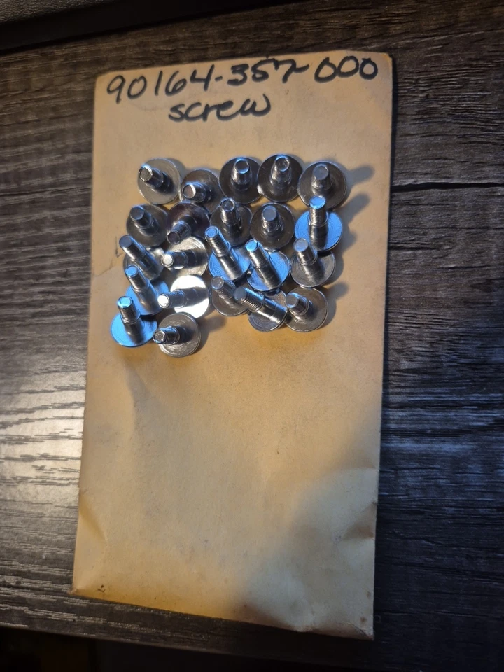 QTY (22) NOS Honda CR125 CR250 FL250 MR175 MT125 MT250 XL125 Screw 90164-357-000 - Image 1 of 1