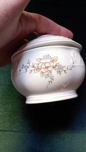 Villeroy und Boch Rosette Zuckerdose Marmeladendose Zuckertopf Honigtopf - Bild 1 von 3