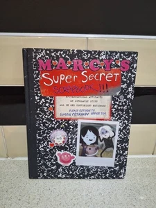 Adventure Time - The Enchiridion & Marcy's Super Secret Scrapbook - Picture 1 of 4