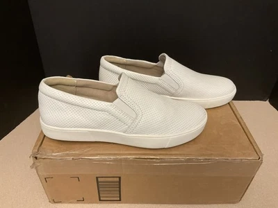 New! Womens Naturalizer Marianne Leather Perforated Slip On Shoes. Size 7WW. - Image 1 of 4