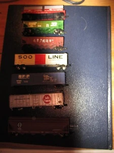 (7) N Scale Freight Cars-BOX CARS, HOPPERS, FLAT CARS~ALL EXCELLENT - Picture 1 of 3