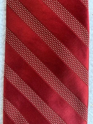 Corbata Robert Talbott Best Of Class pura seda cosida a mano a rayas diagonales rojas EE. UU. Foto 1 de 4