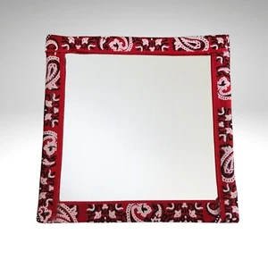 Roter Bandana Magnetspiegel 4 x 4 Zoll ideal für Spind, Fitnessstudio, Kühlschrank Magnettafel - Bild 1 von 7
