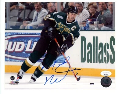 Mike Modano Signed 8x10 Photo File JSA COA HOF Stars Red Wings Team USA North C - Image 1 of 2
