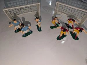 Kit de decoración de pasteles de fútbol vintage años 90 con goles - Imagen 1 de 8