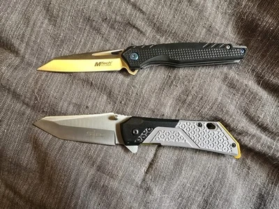 Cuchillos de bolsillo S-tec y MTech Foto 1 de 3