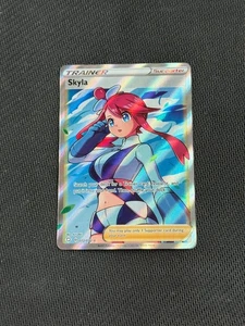 Pokémon TCG Skyla Skyla Ultra Rare Holo, 072/072 (A) - Bild 1 von 2