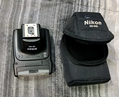 Nikon Speedlight SB-400 Show Mount Flash with SS-400 Case Pouch Black Works Good - Image 1 of 4