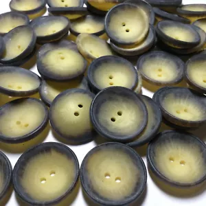 Bottone piatto forma scoop corno finto marrone opaco/cammello 13mm 15mm 20mm 25mm 2 fori - Foto 1 di 12