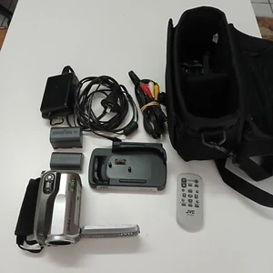 digital video camera. 40 GB HD and SD card slot. Remote and tripod. extra batte - Picture 1 of 8