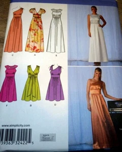 *NEU Misses ABENDKLEID Schnittmuster 4-6-8-10-12 UNGESCHNITTEN - Bild 1 von 1