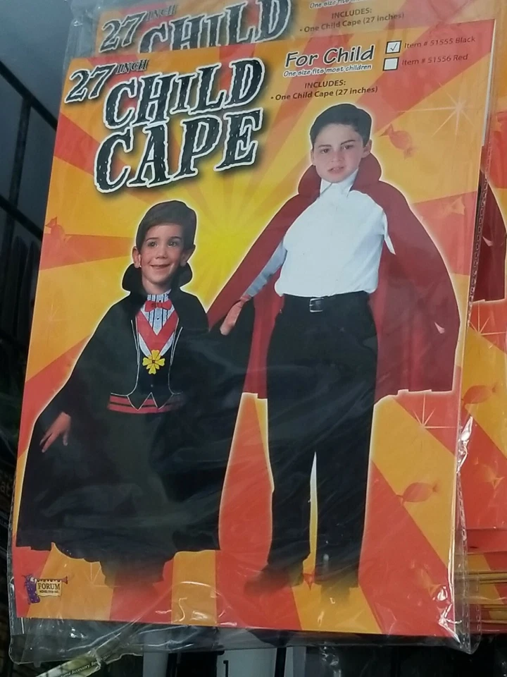 Capa roja 27" con cuello ~ capa disfraz vampiro niño 50% de descuento venta final Foto 1 de 1