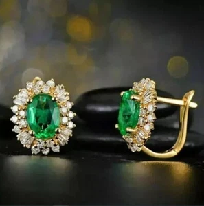 2Ct Oval Cut Lab Created Green Emerald Cluster Stud Earring 14K Yellow Gold Over - Picture 1 of 3