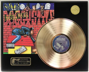 Snoop Dog _ Doggie Style Gold LP Record Plaque Display - Picture 1 of 3