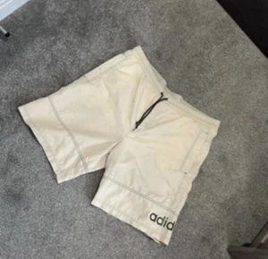 Adidas Vintage 90s Cream Shorts Size Medium - Picture 1 of 7