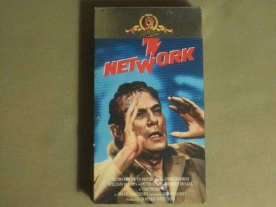 NETWORK (1976) VHS SIDNEY LUMET FAYE DUNAWAY WILLIAM HOLDEN PETER FINCH GEM NM Foto 1 de 4