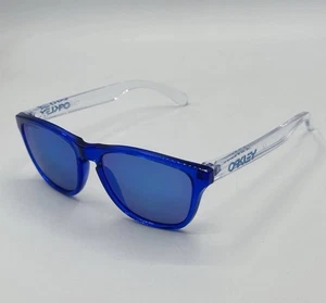 Oakley Frogskins XS Polished Clear/Blue Sapphire Polarized Lens Sunglasses - Picture 1 of 9