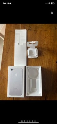 Scatola iPhone 7 32gb - Immagine 1 di 4