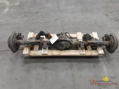 2009 Hummer H3 Rear Axle Assembly 4.10 Ratio Open - Image 1 of 4