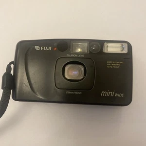 Fuji DL-500 Mini Wide Date 35mm Film Point and Shoot Camera UNTESTED - Picture 1 of 3