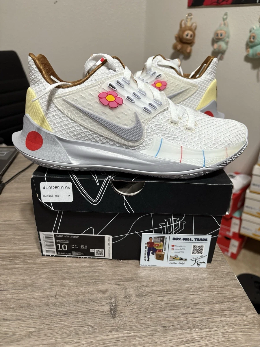 激レア！Nike Kyrie low2 スポンジボブコラボ サンディーver 激レア！Nike Kyrie low2 スポンジボブコラボ サンディーver