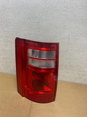 Dodge Grand Caravan 2008 a 2010 conductor izquierdo luz trasera lateral izquierda OEM U9675 DW Foto 1 de 4