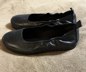 Zapatos planos de ballet Vionic Uptown para mujer 8,5 de cuero negro sin cordones informales cómodos - Imagen 1 de 5