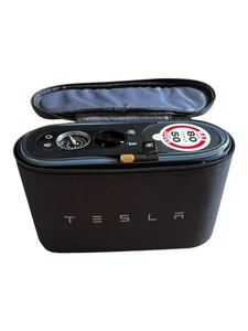 New Tesla OEM Air Compressor + Tire Repair Kit 2.0 Genuine Original - Bild 1 von 5