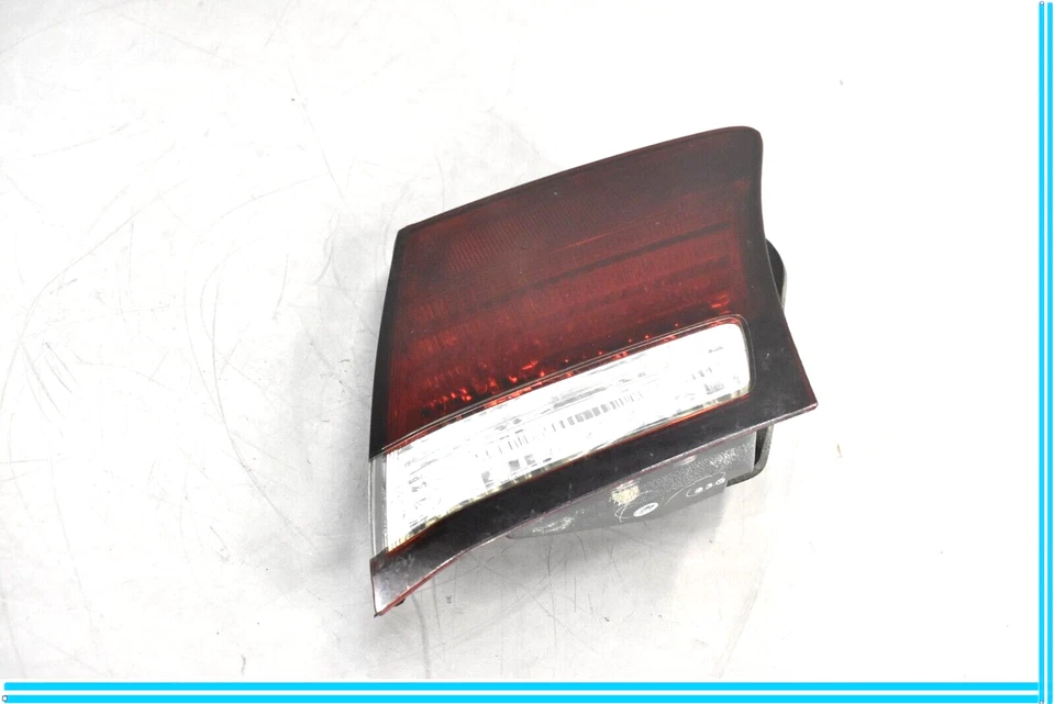 07-09 LEXUS LS460 Luz Trasera Interior Pasajero Derecho Lámpara 8155150160 Fabricante Original Foto 1 de 4