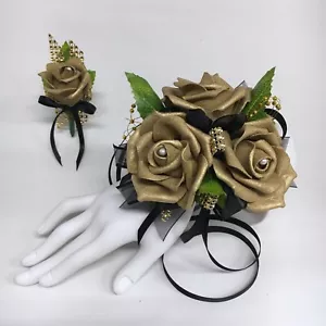 Glamour Triple Gold Foam Rose su corsetto da ballo nero e boutonniere combo - Foto 1 di 1