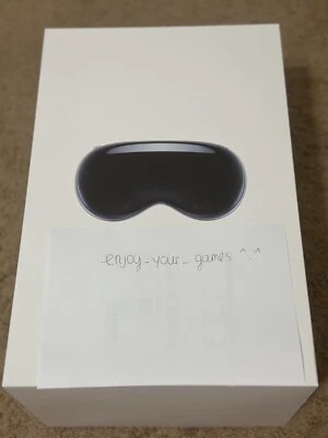 Apple Vision Pro 512GB Solo Knit Band, Dual Loop Band, Light Seal (IN HAND) - Image 1 of 4