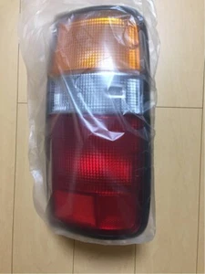 Toyota Land cruiser FJ80 Genuine Left Tail Light Lamp NEW KOITO 33-06903 RHD OEM - Bild 1 von 2