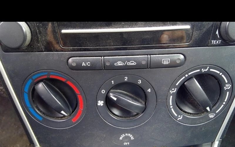 Mazda 6 2003-2008 calefacción de aire acondicionado manual control de temperatura usado Foto 1 de 1