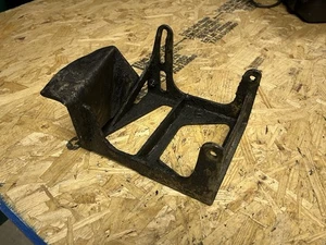 1978-1979 PORSCHE 928 AC A/C COMPRESSOR PUMP SUPPORT BRACKET OEM - Picture 1 of 2