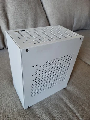 Mini PC para juegos GTX 1660 ti Ryzen 5 5600x 16 GB RAM 1 TB NVMe SFF USFF portátil Foto 1 de 4