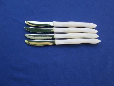 Cuchillos de mesa CUTCO 1759 lote de 4 asas de perlas blancas como están usados Foto 1 de 4