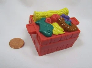 New! Fisher Price Little People FOOD CRATE MANGER NATIVITY Fish Apple Bread Ark